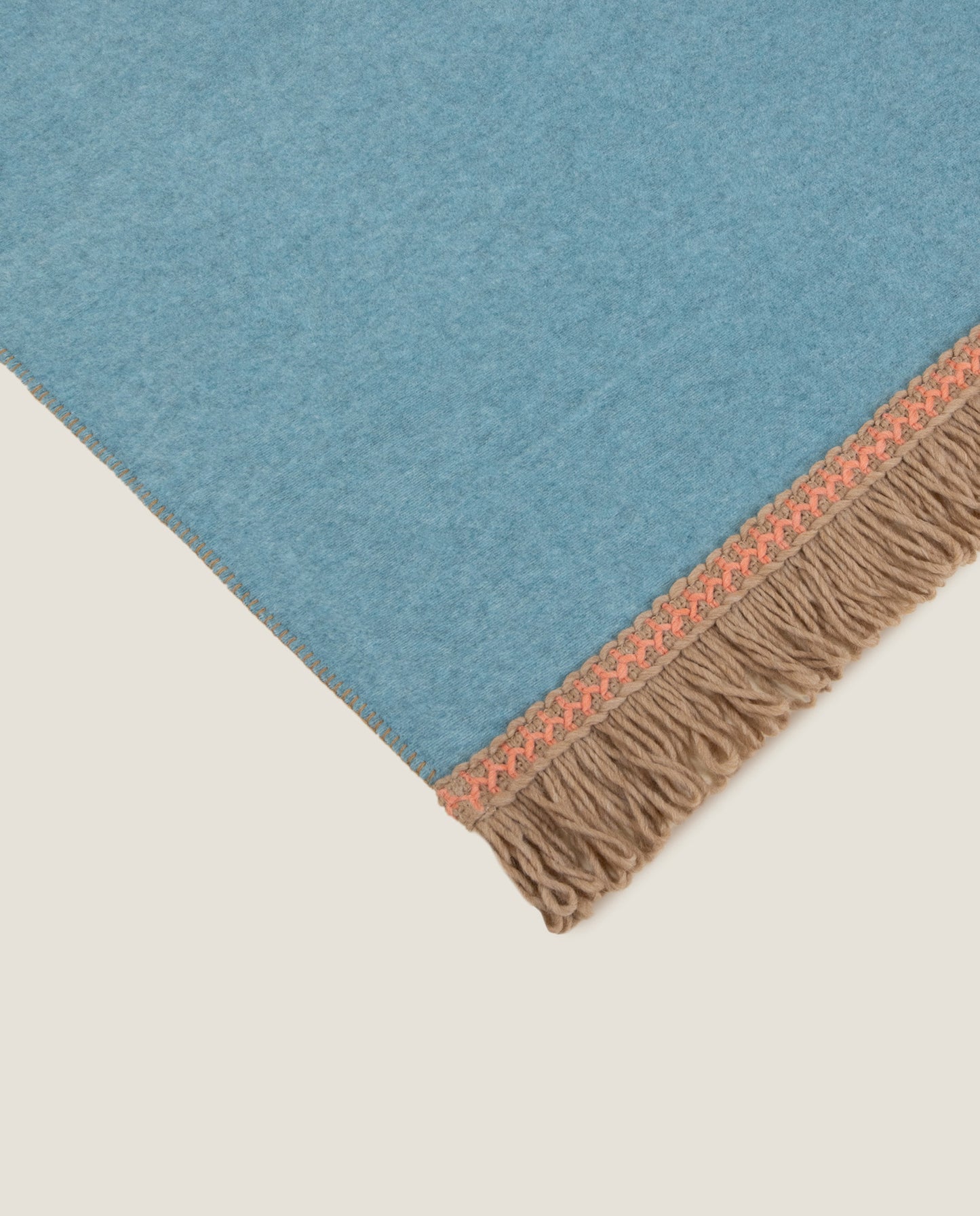 Rousseau Pavone - Plaid con Frange in Soft Bamboo GRS
