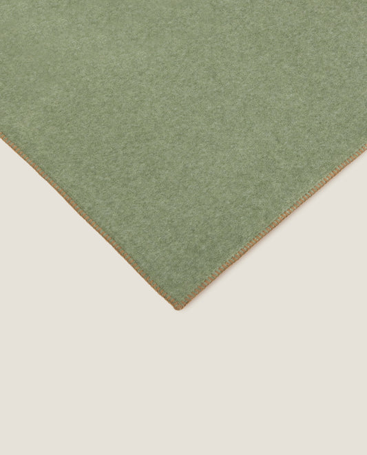 Plaid in soft bamboo color verde muschio con punto cavallo