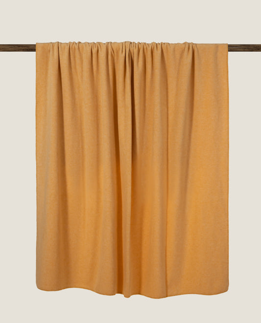 Plaid in soft bamboo color senape con punto cavallo