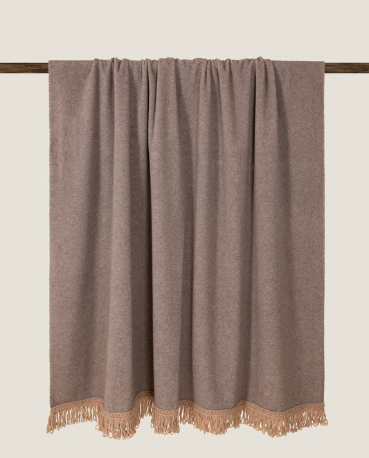 Plaid color tortora con frangia Matisse tono su tono