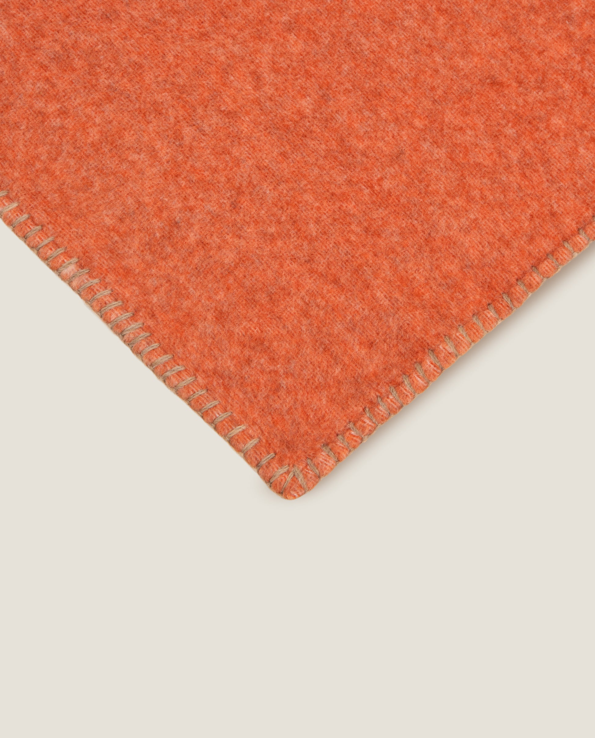 plaid in soft bamboo grs con punto cavallo sellerie color apricot