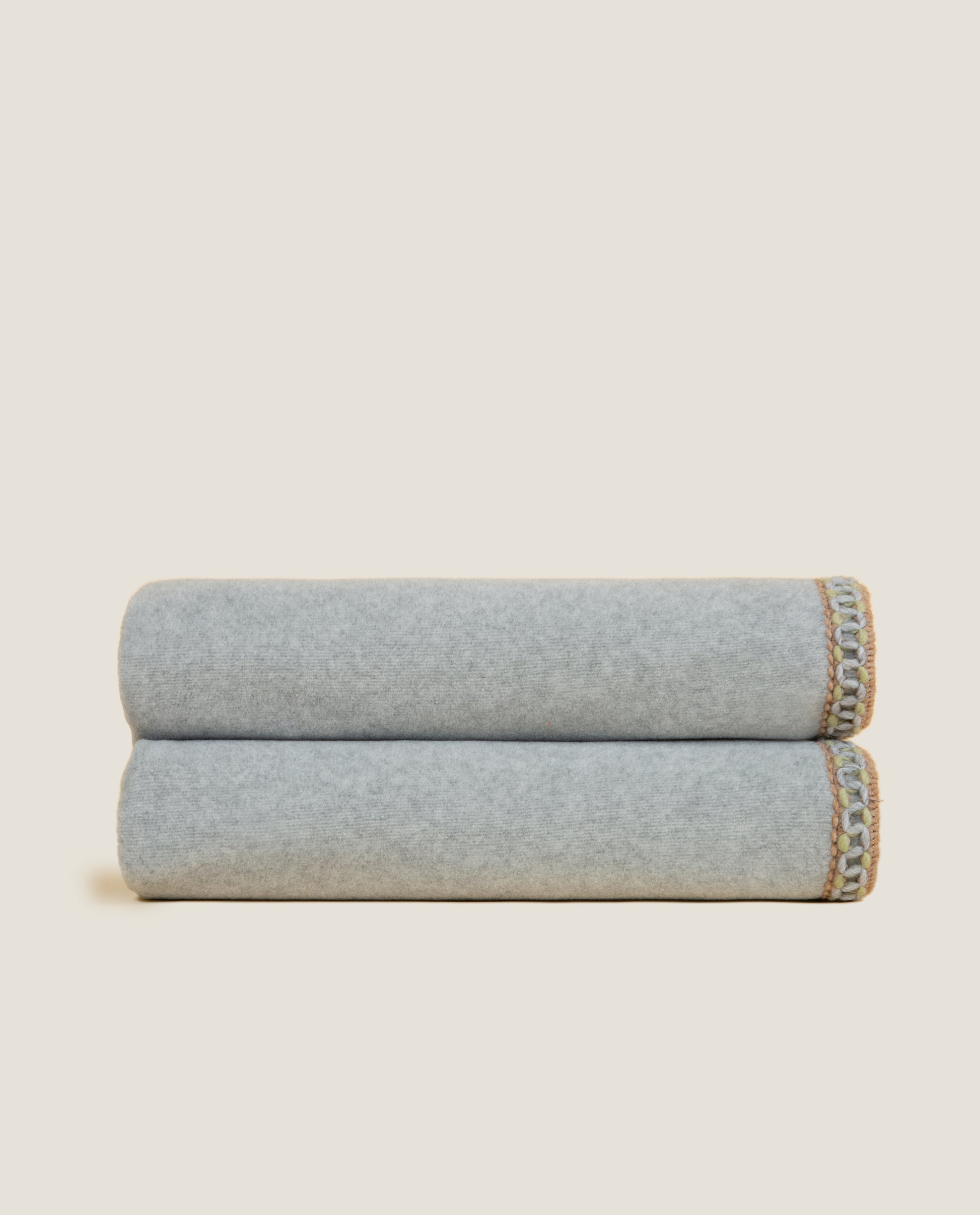 plaid in soft bamboo grs con cornice cocò color Grigio perla