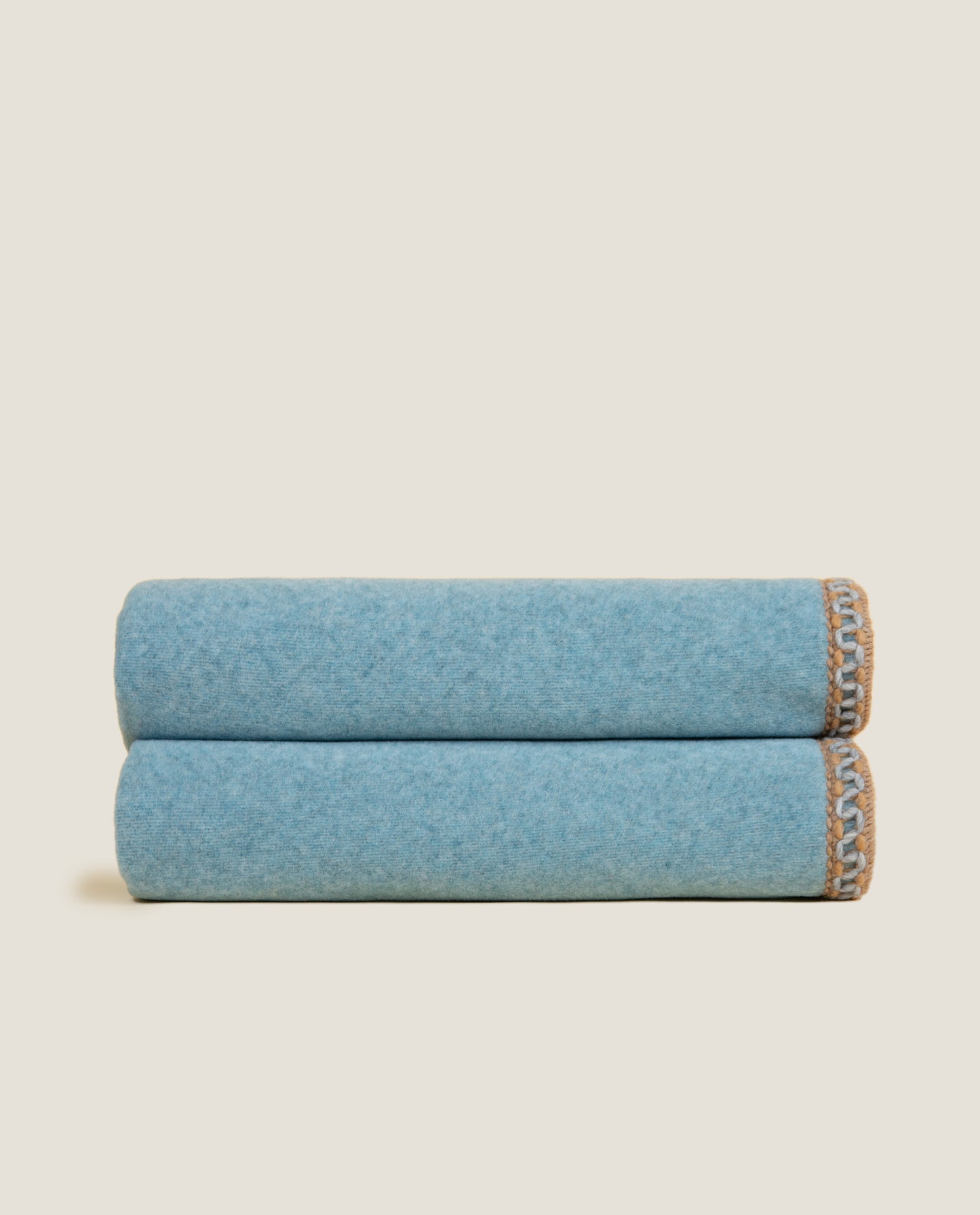 plaid in soft bamboo grs con cornice cocò color pavone