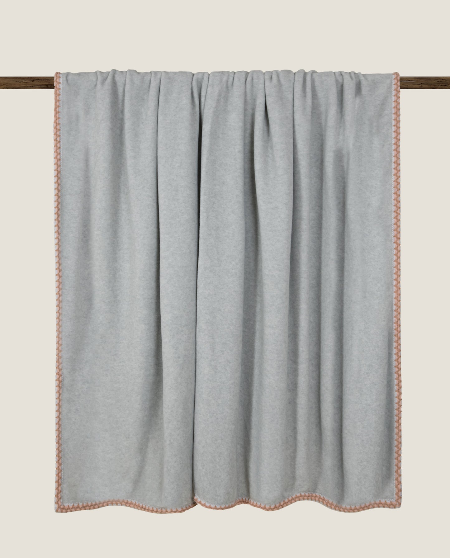 coperta in soft bamboo grs con cornice giverny color grigio