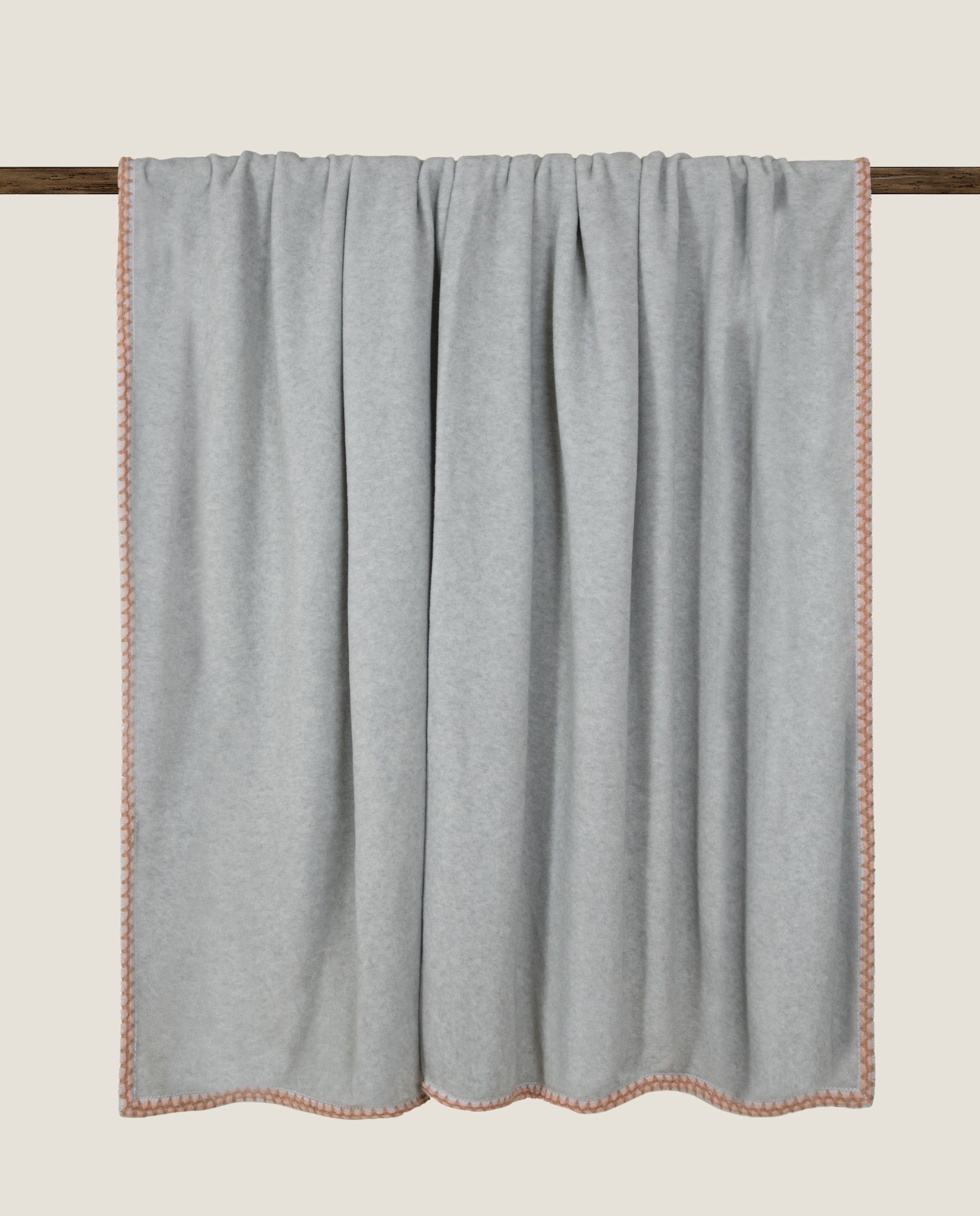 coperta in soft bamboo grs con cornice giverny color grigio