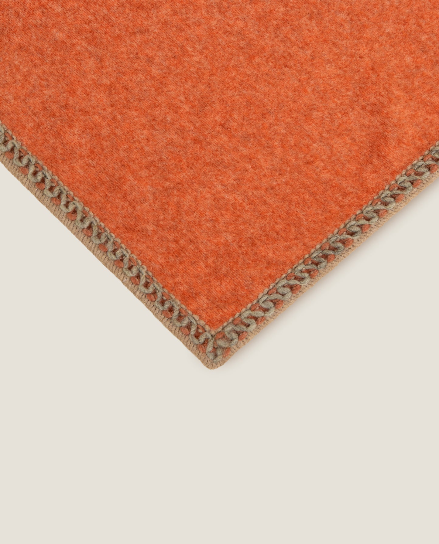 plaid in soft bamboo grs con cornice cocò color apricot