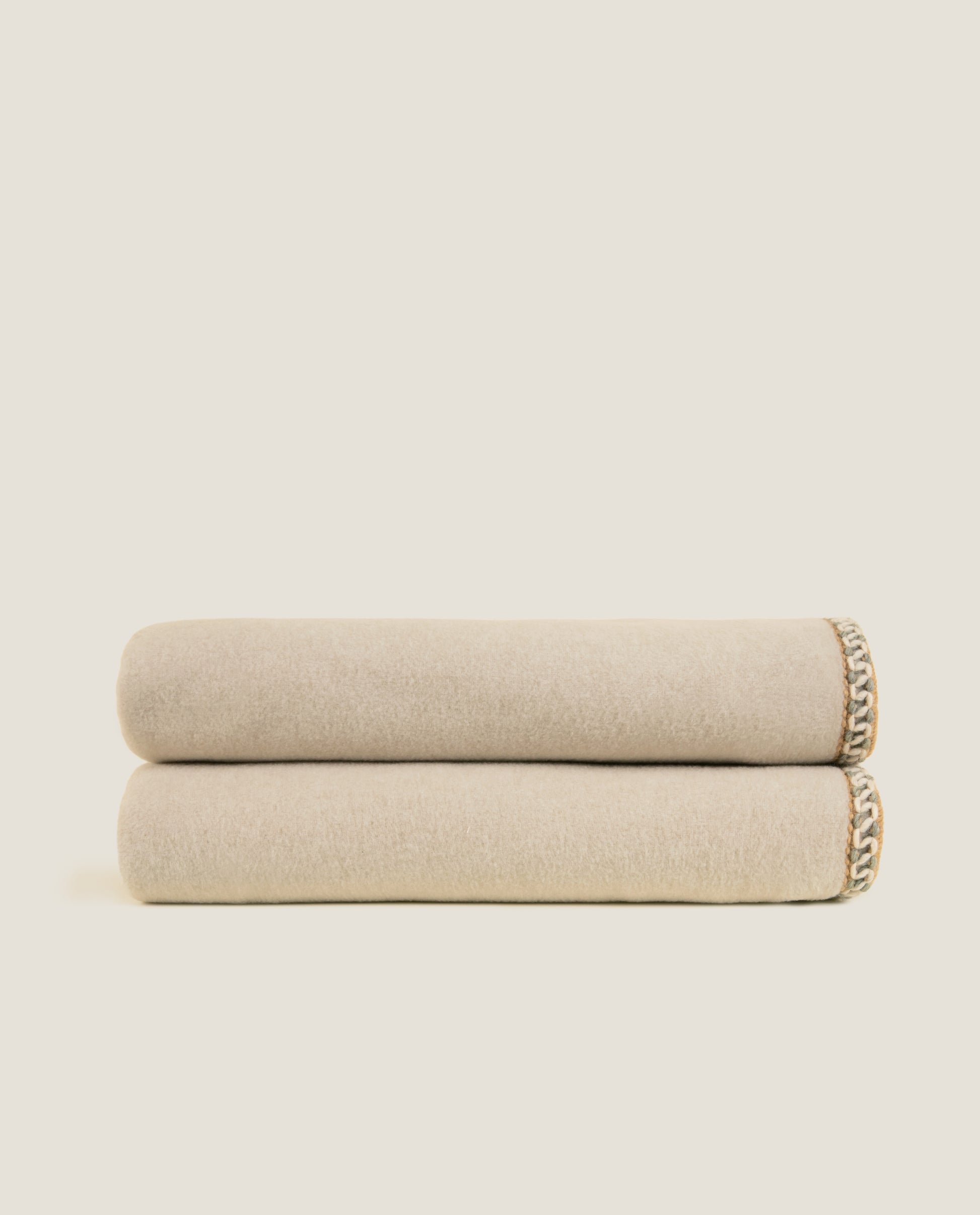 plaid in soft bamboo grs con cornice cocò color nocciola