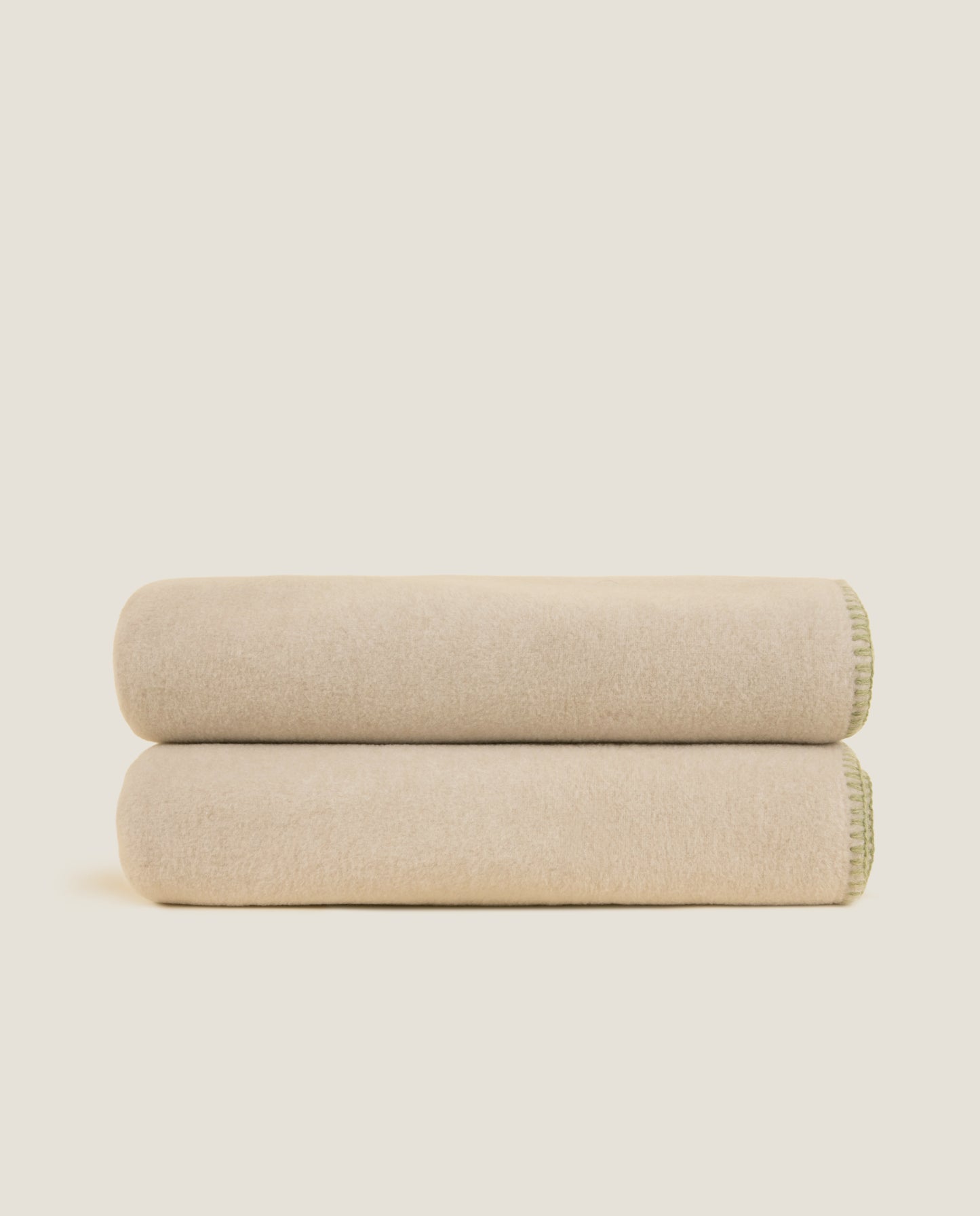 Nocciola Saddlery - Soft Bamboo GRS Plaid with Saddlery Blanket Stitch