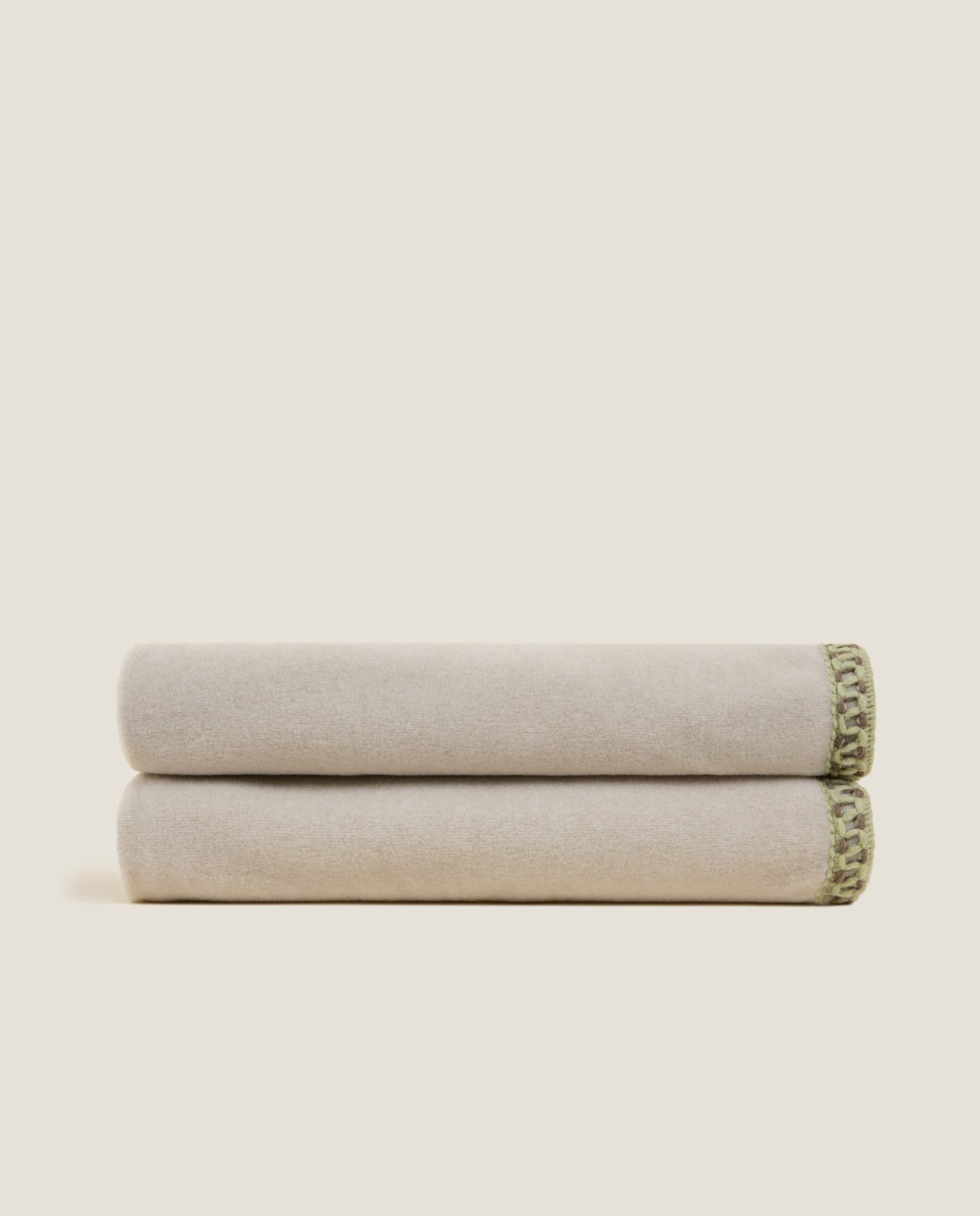 Coco' Nocciola - Plaid in Soft Bamboo GRS con Bordo Artigianale